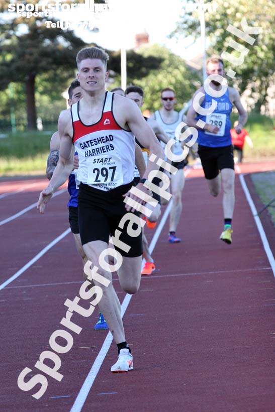 Jimmy Hedley 800 metres, Monkton, Jarrow and Hebburn. Photo:  David T. Hewitson/Sports for All Pics